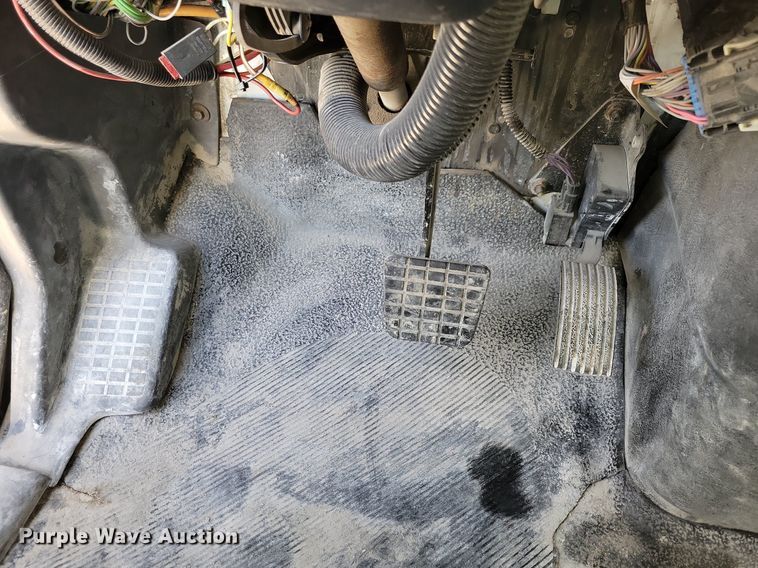 image for item LO9935 2013 International WorkStar 7500  dump truck