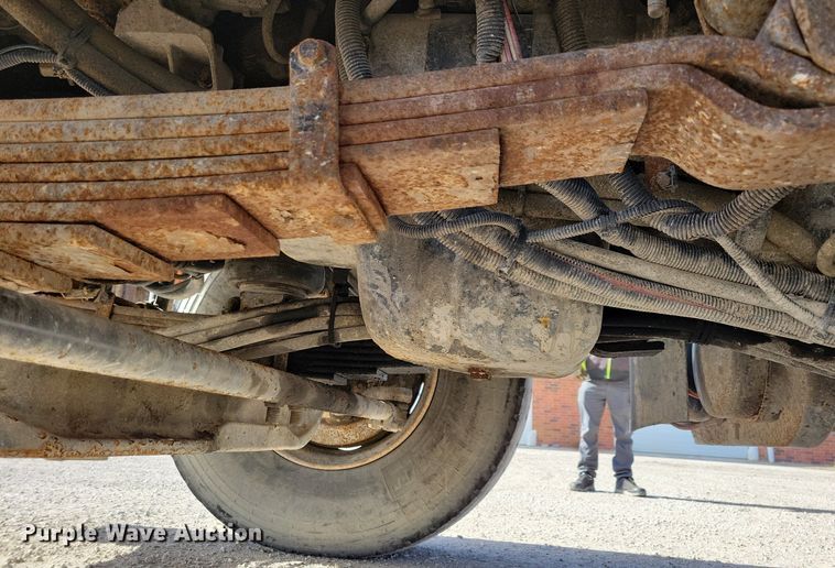 image for item LO9935 2013 International WorkStar 7500  dump truck