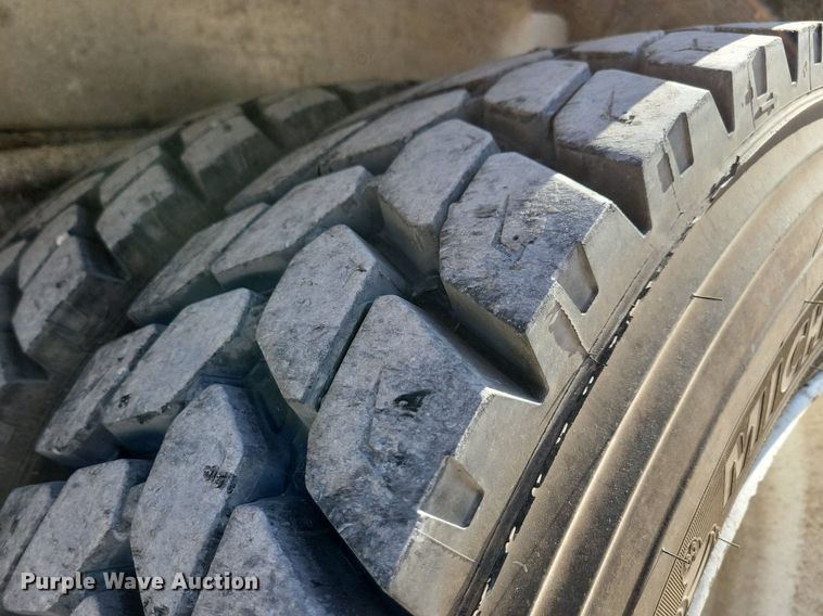 image for item LO9935 2013 International WorkStar 7500  dump truck