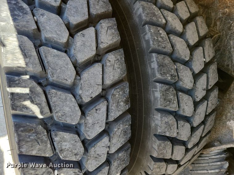 image for item LO9935 2013 International WorkStar 7500  dump truck