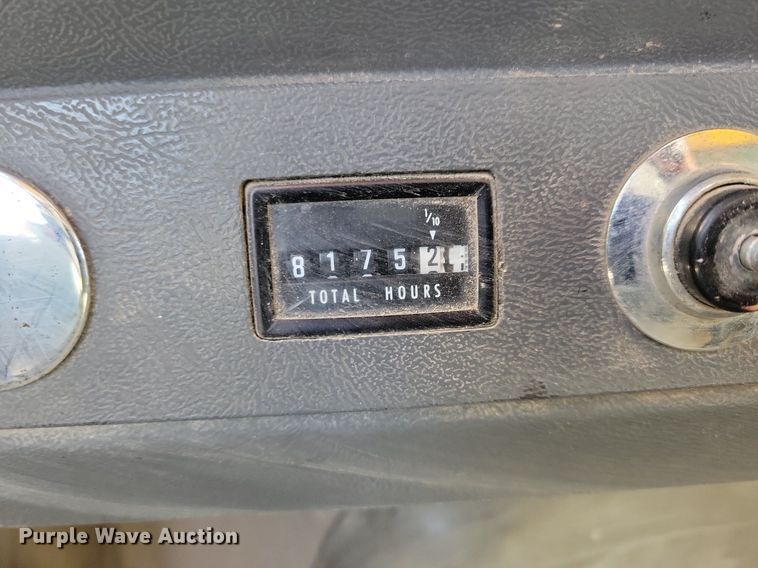 image for item LO9937 1988 Ford LTS9000  dump truck