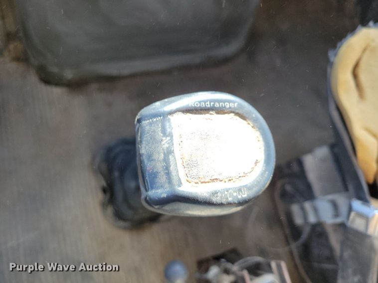 image for item LO9937 1988 Ford LTS9000  dump truck