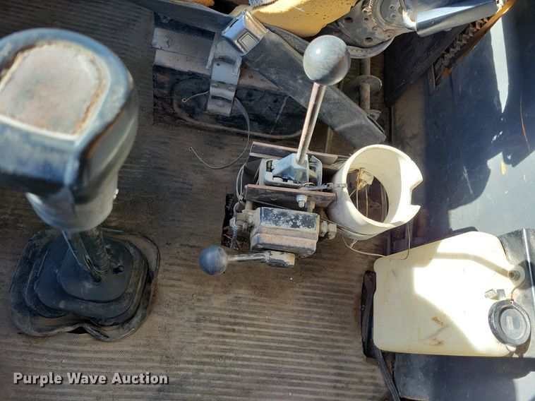 image for item LO9937 1988 Ford LTS9000  dump truck