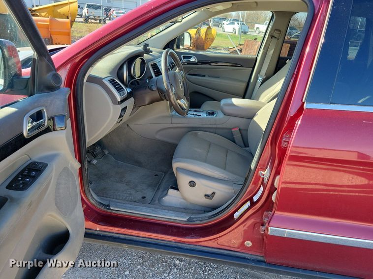 image for item LO9938 2012 Jeep Grand Cherokee  SUV