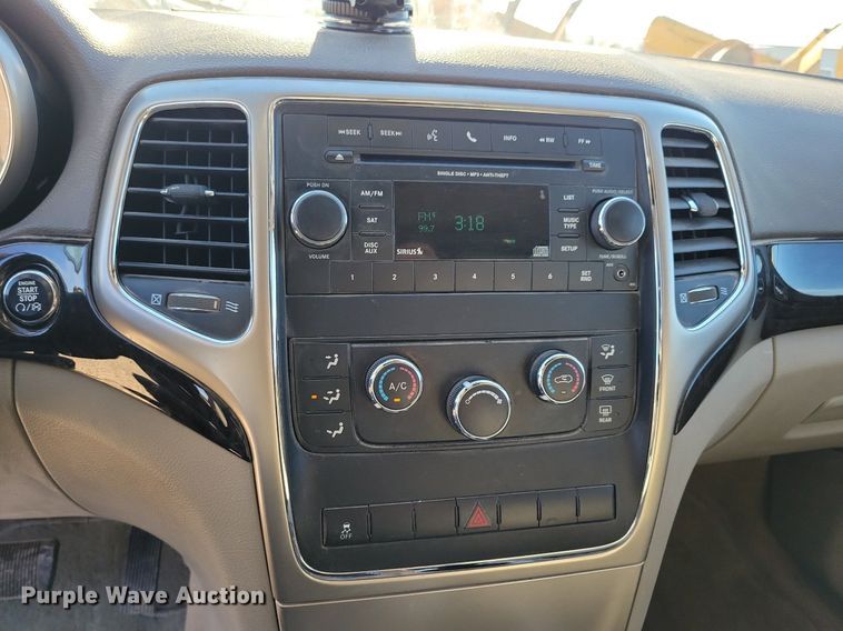 image for item LO9938 2012 Jeep Grand Cherokee  SUV