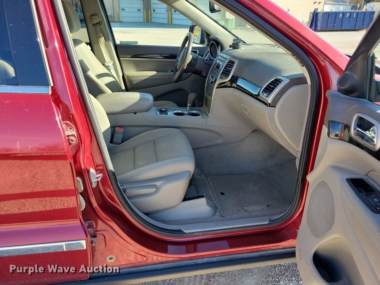 image for item LO9938 2012 Jeep Grand Cherokee  SUV