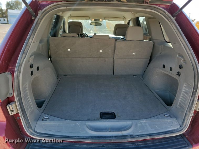 image for item LO9938 2012 Jeep Grand Cherokee  SUV