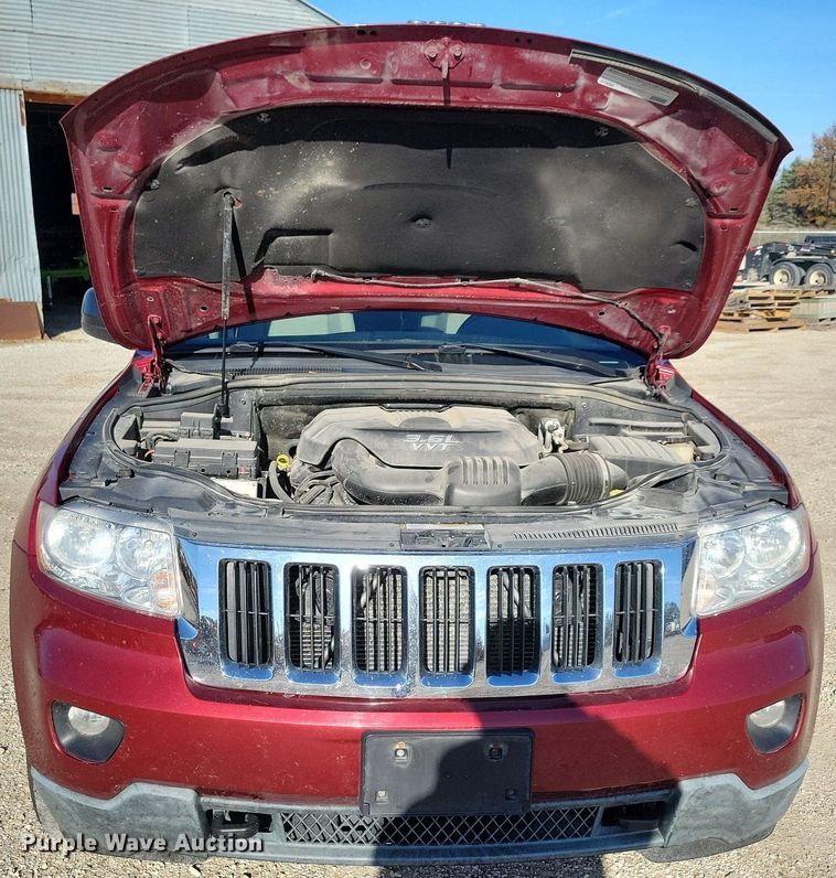 image for item LO9938 2012 Jeep Grand Cherokee  SUV