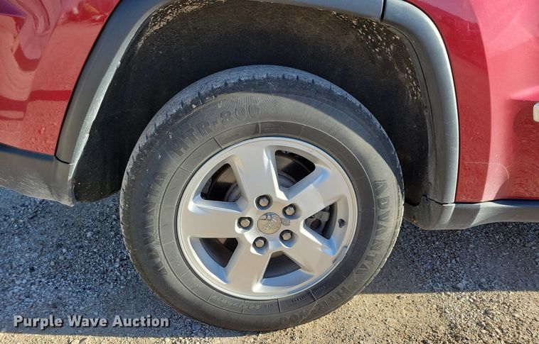 image for item LO9938 2012 Jeep Grand Cherokee  SUV