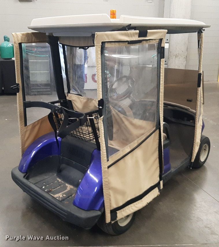 image for item LX9792 Yamaha  golf cart