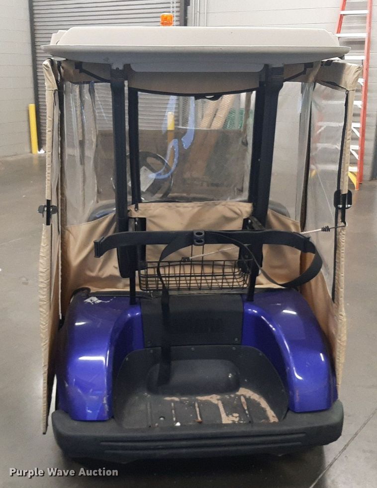 image for item LX9792 Yamaha  golf cart