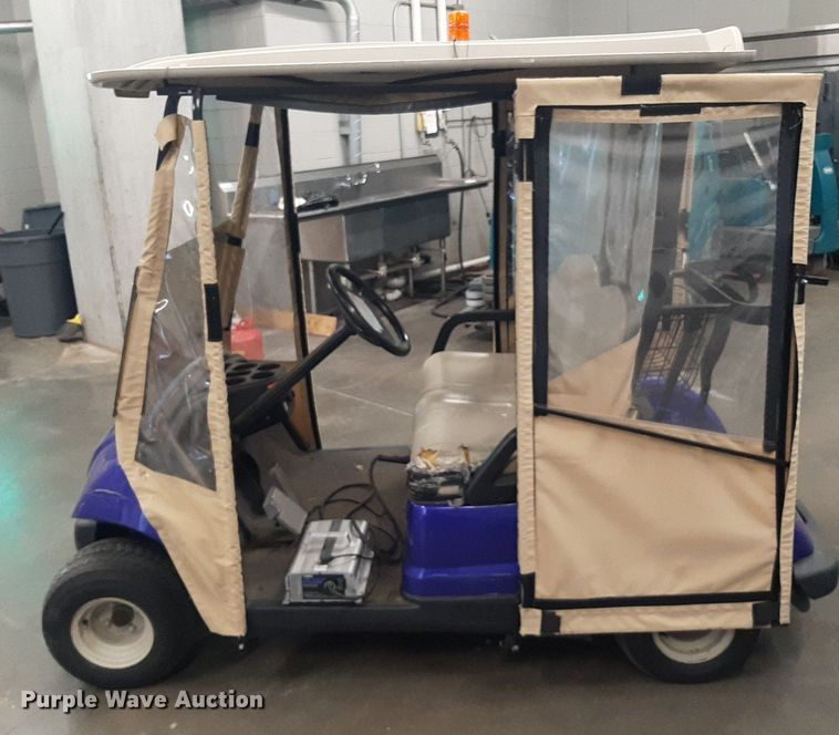 image for item LX9792 Yamaha  golf cart