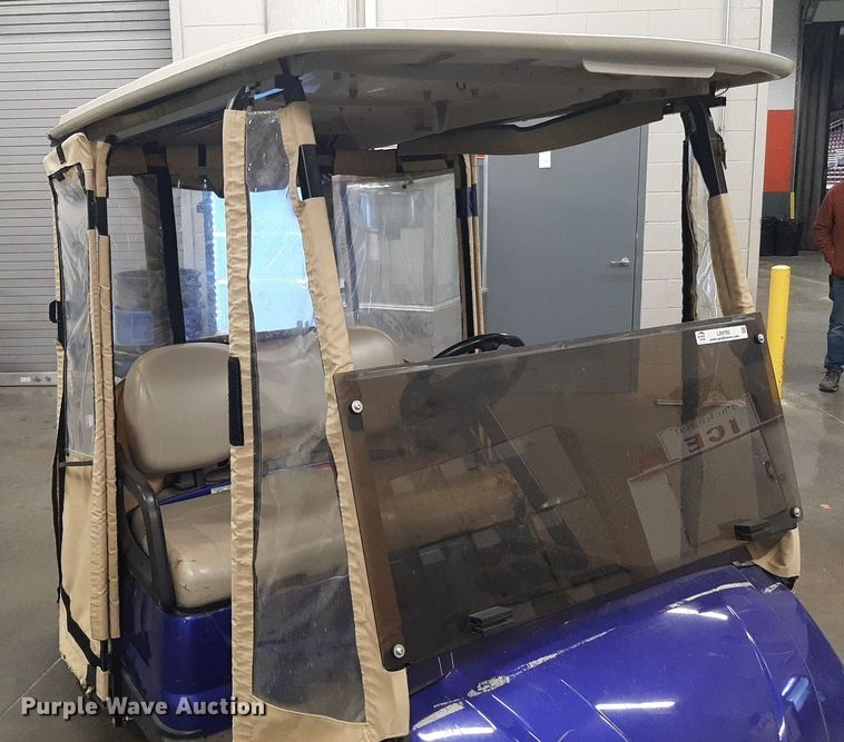 image for item LX9792 Yamaha  golf cart