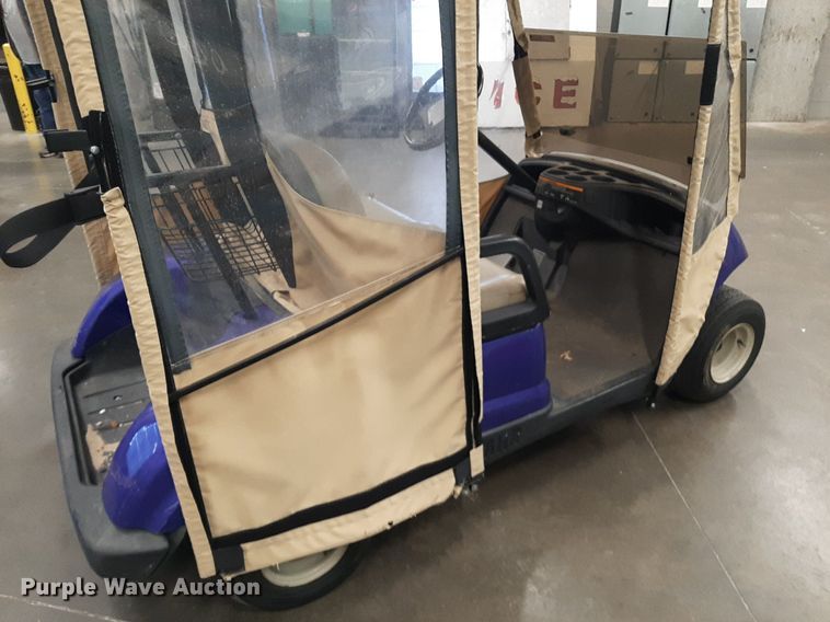 image for item LX9792 Yamaha  golf cart