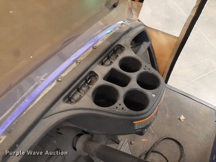 image for item LX9792 Yamaha  golf cart