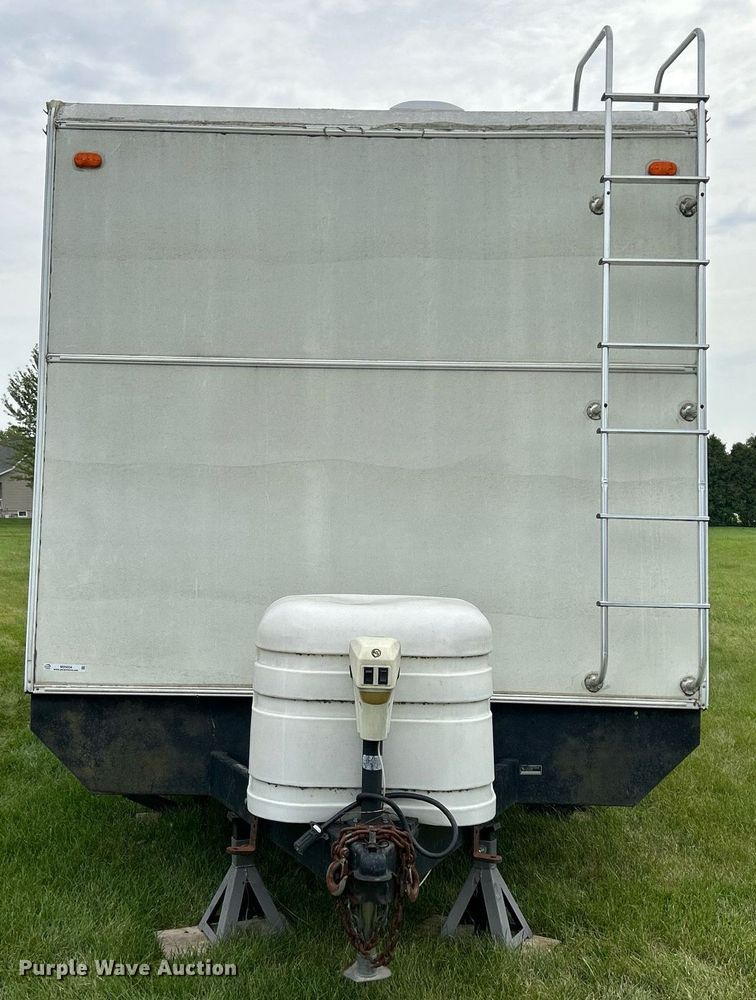 image for item MD9034 2001 Coachmen Catalina  toy hauler camper