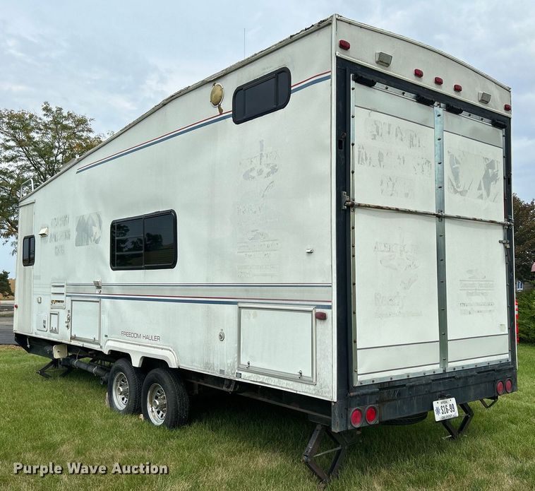 image for item MD9034 2001 Coachmen Catalina  toy hauler camper