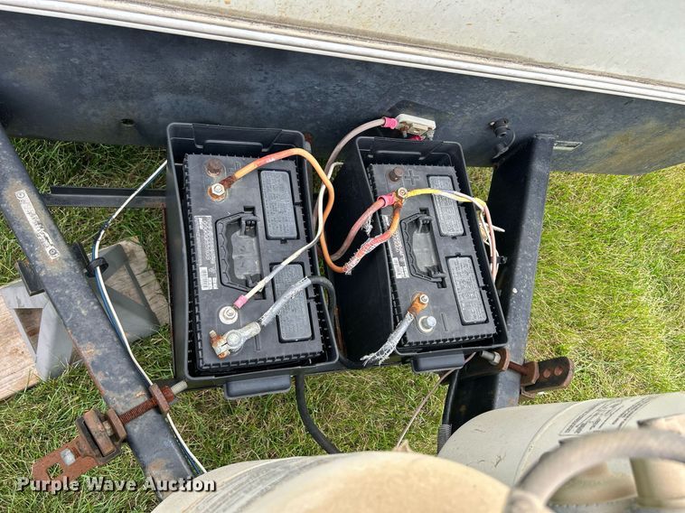 image for item MD9034 2001 Coachmen Catalina  toy hauler camper