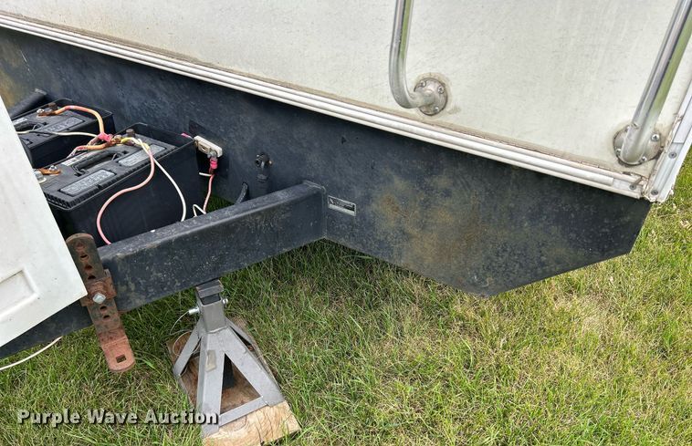 image for item MD9034 2001 Coachmen Catalina  toy hauler camper