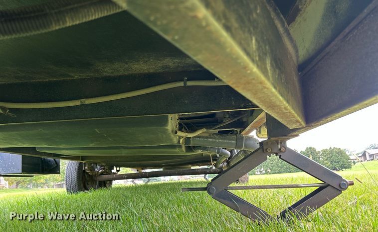 image for item MD9034 2001 Coachmen Catalina  toy hauler camper