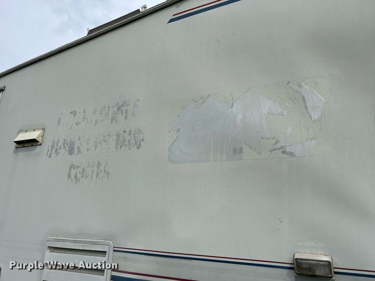 image for item MD9034 2001 Coachmen Catalina  toy hauler camper