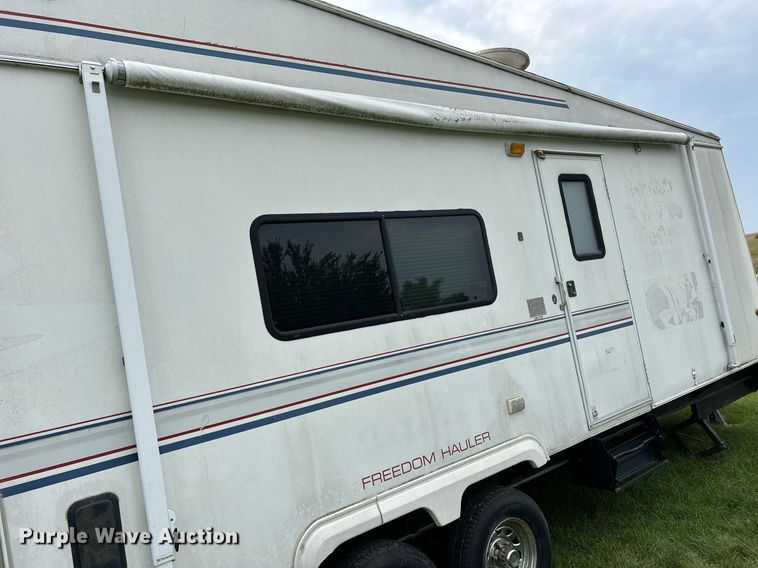 image for item MD9034 2001 Coachmen Catalina  toy hauler camper