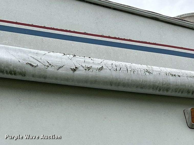 image for item MD9034 2001 Coachmen Catalina  toy hauler camper