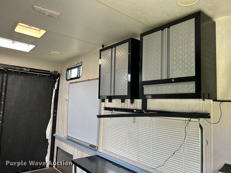 image for item MD9034 2001 Coachmen Catalina  toy hauler camper