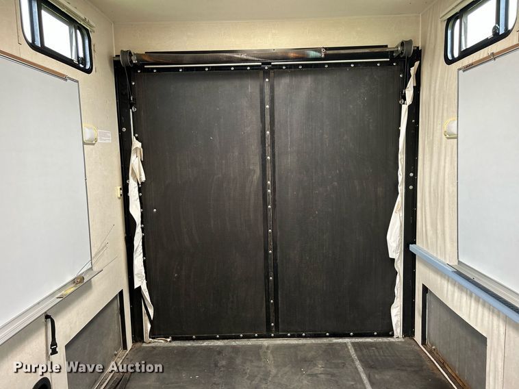 image for item MD9034 2001 Coachmen Catalina  toy hauler camper