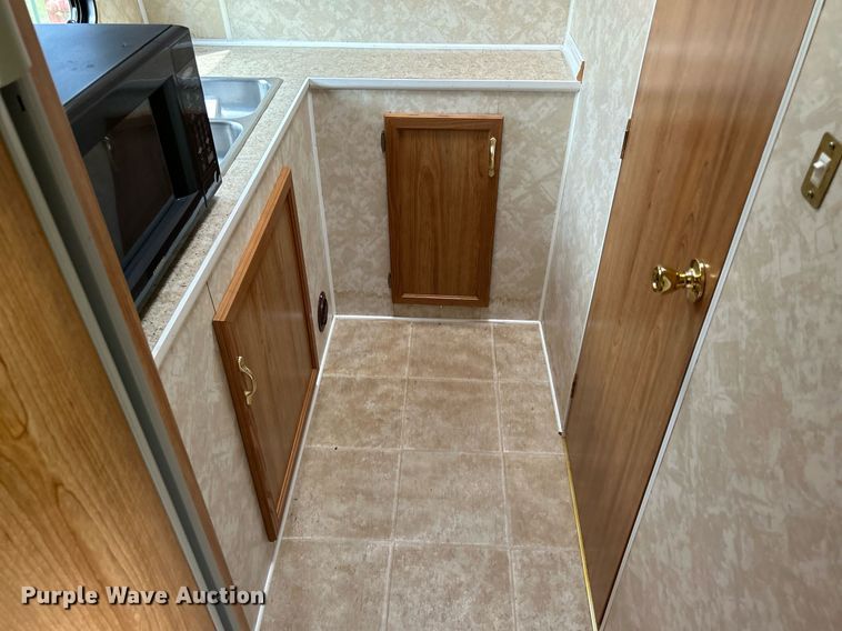 image for item MD9034 2001 Coachmen Catalina  toy hauler camper