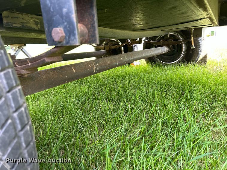 image for item MD9034 2001 Coachmen Catalina  toy hauler camper