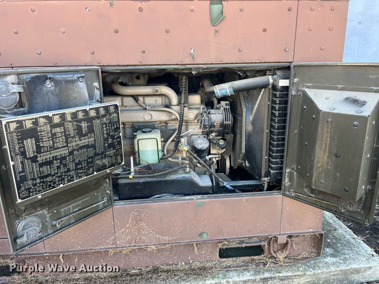 image for item MG9530 1993 Us Department Of Defense MEP-806A  generator