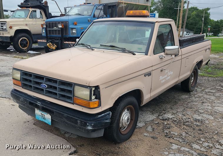 image for item MG9694 1992 Ford Ranger  pickup truck