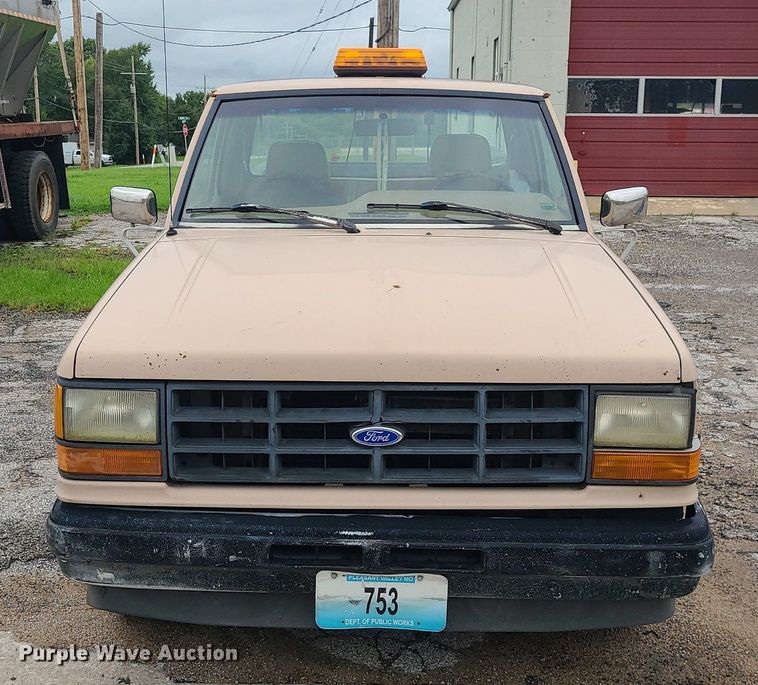 image for item MG9694 1992 Ford Ranger  pickup truck