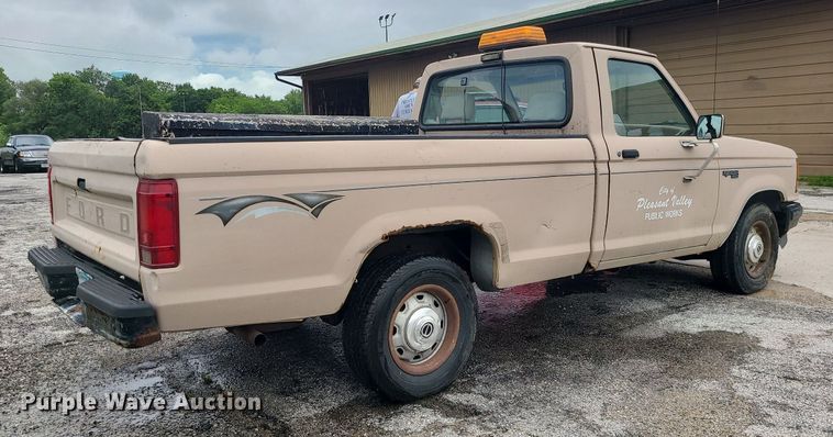 image for item MG9694 1992 Ford Ranger  pickup truck