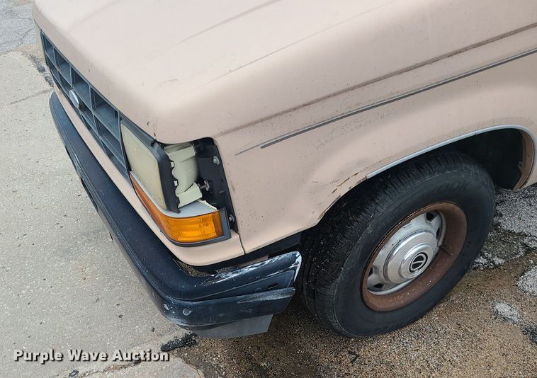 image for item MG9694 1992 Ford Ranger  pickup truck