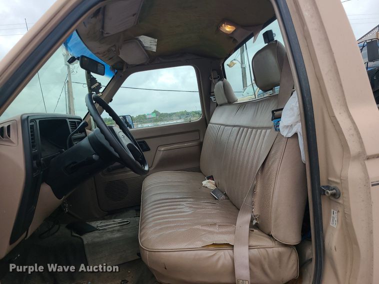 image for item MG9694 1992 Ford Ranger  pickup truck