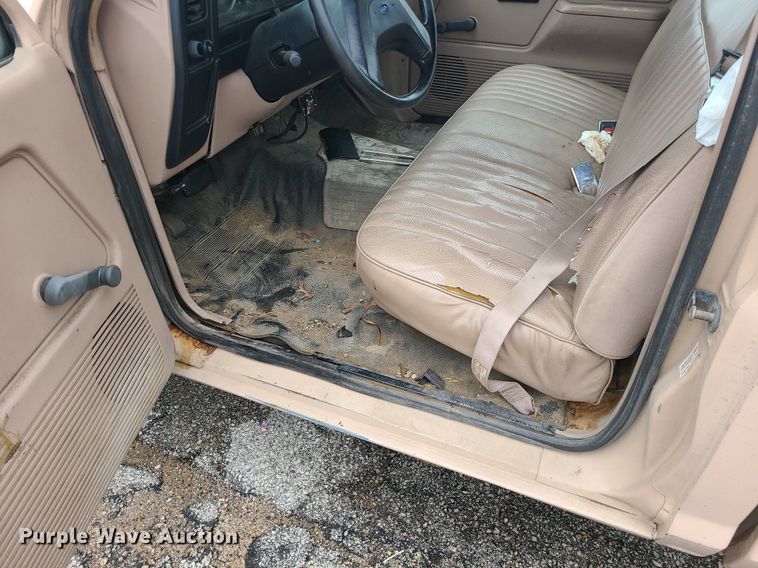 image for item MG9694 1992 Ford Ranger  pickup truck