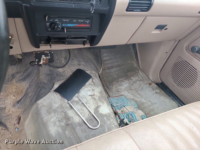 image for item MG9694 1992 Ford Ranger  pickup truck