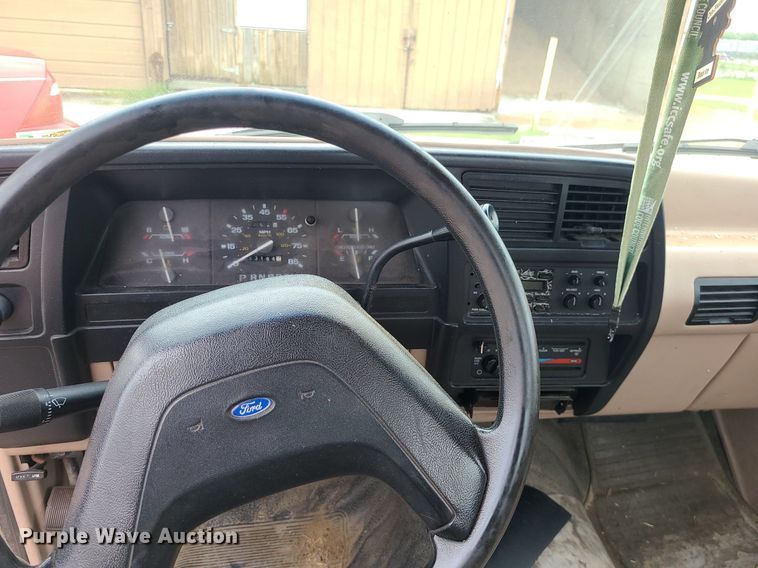 image for item MG9694 1992 Ford Ranger  pickup truck