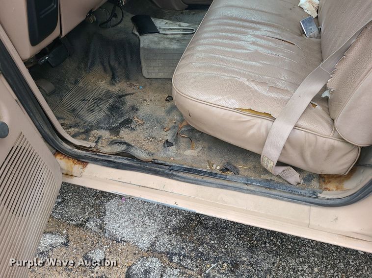 image for item MG9694 1992 Ford Ranger  pickup truck