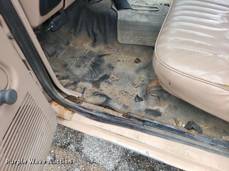 image for item MG9694 1992 Ford Ranger  pickup truck