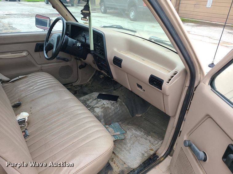 image for item MG9694 1992 Ford Ranger  pickup truck