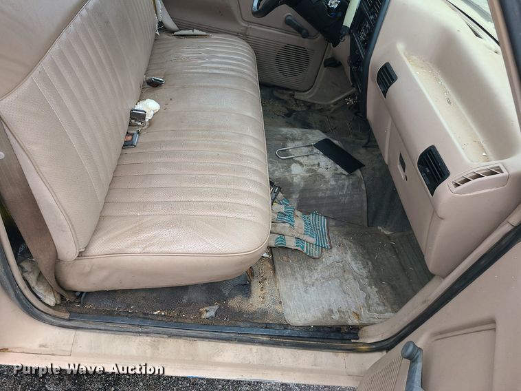 image for item MG9694 1992 Ford Ranger  pickup truck