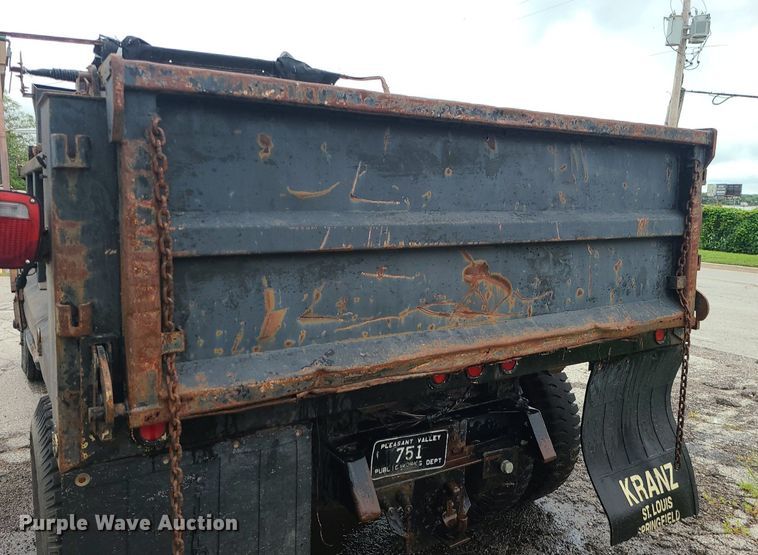 image for item MG9695 1987 GMC 7000  dump truck