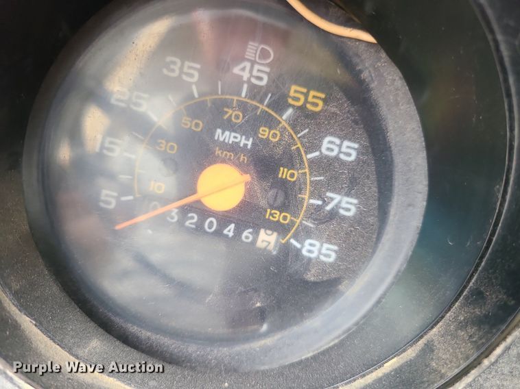 image for item MG9695 1987 GMC 7000  dump truck