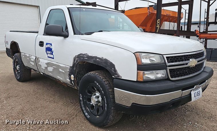 image for item MH9444 2006 Chevrolet Silverado 1500  pickup truck