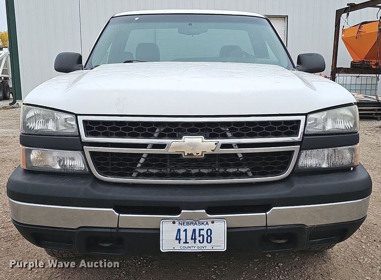 image for item MH9444 2006 Chevrolet Silverado 1500  pickup truck
