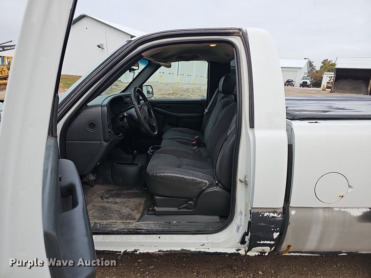 image for item MH9444 2006 Chevrolet Silverado 1500  pickup truck