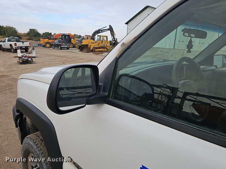 image for item MH9445 2006 Chevrolet Silverado 2500HD  pickup truck